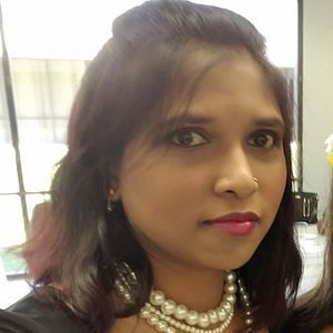 Meet your Posher, Mona